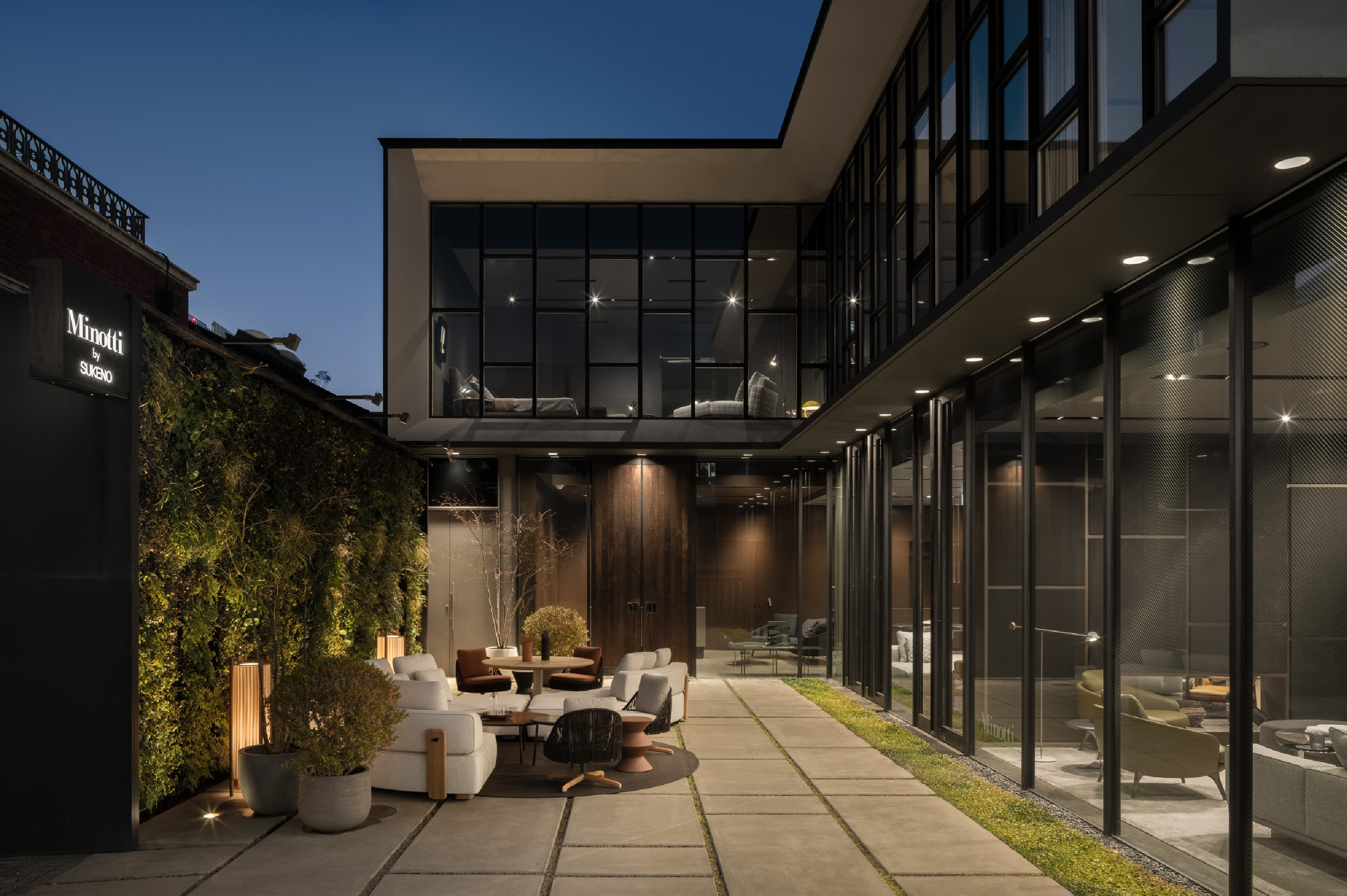 Minotti AOYAMA