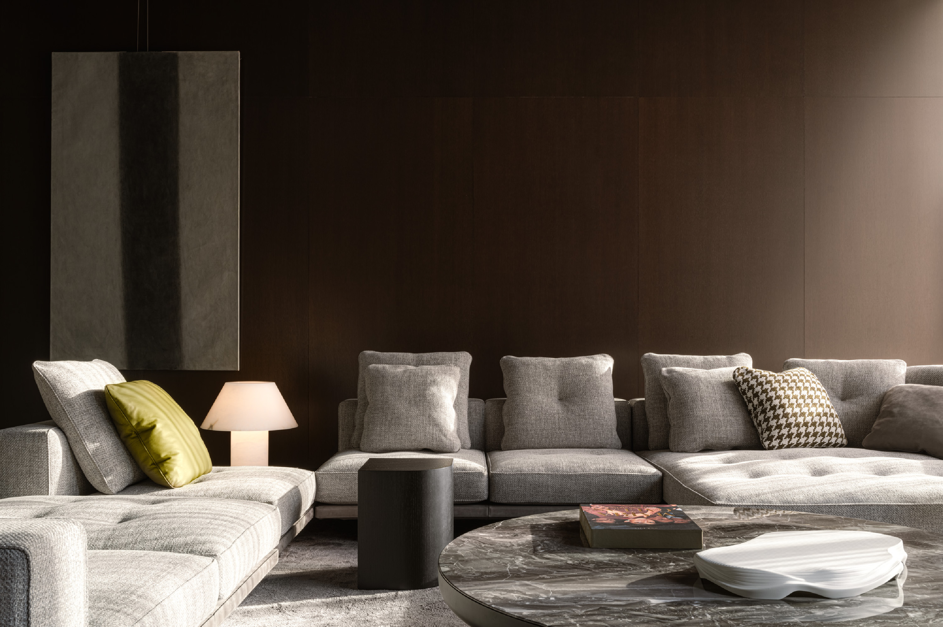 Minotti AOYAMA