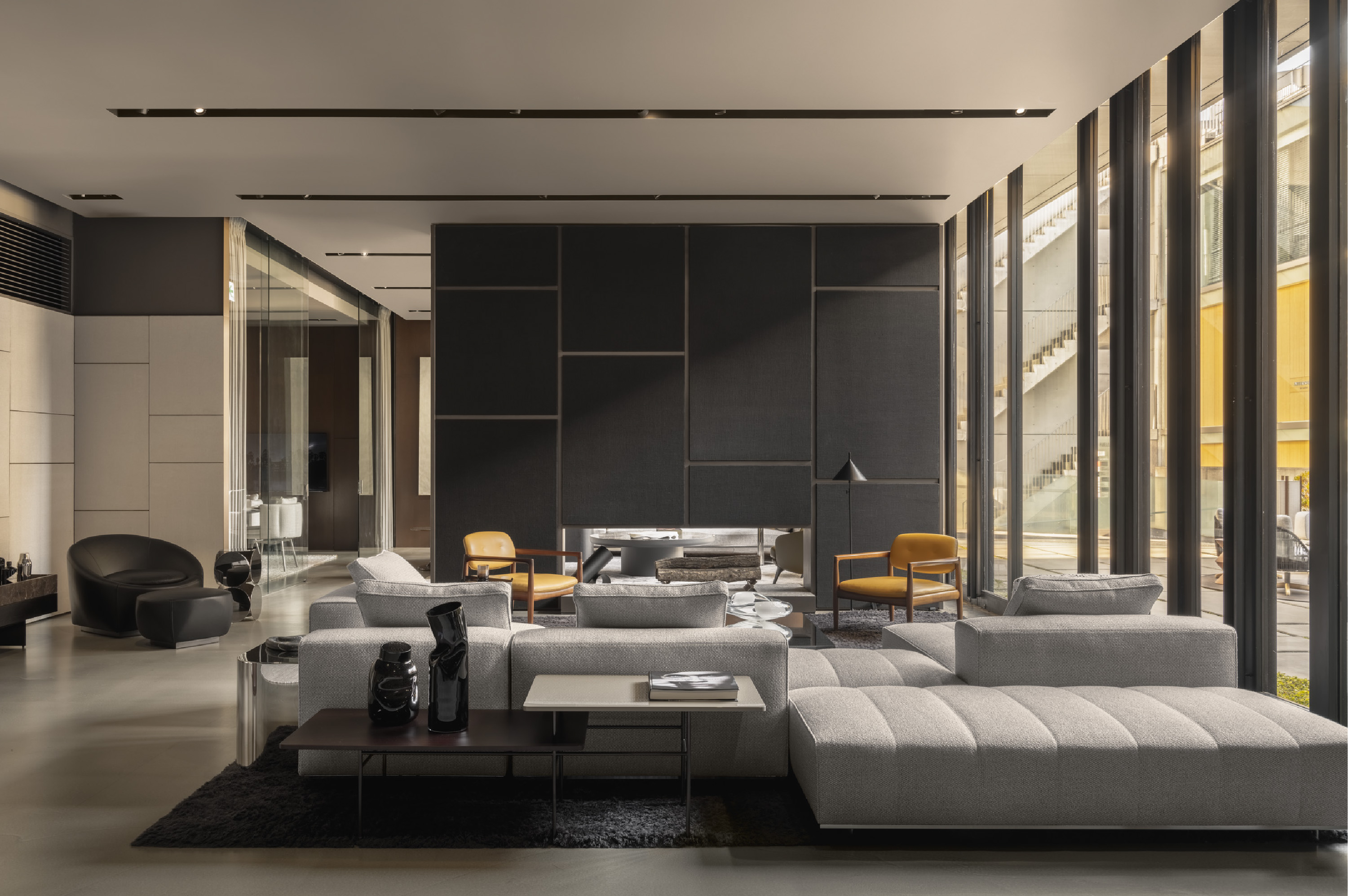 Minotti AOYAMA