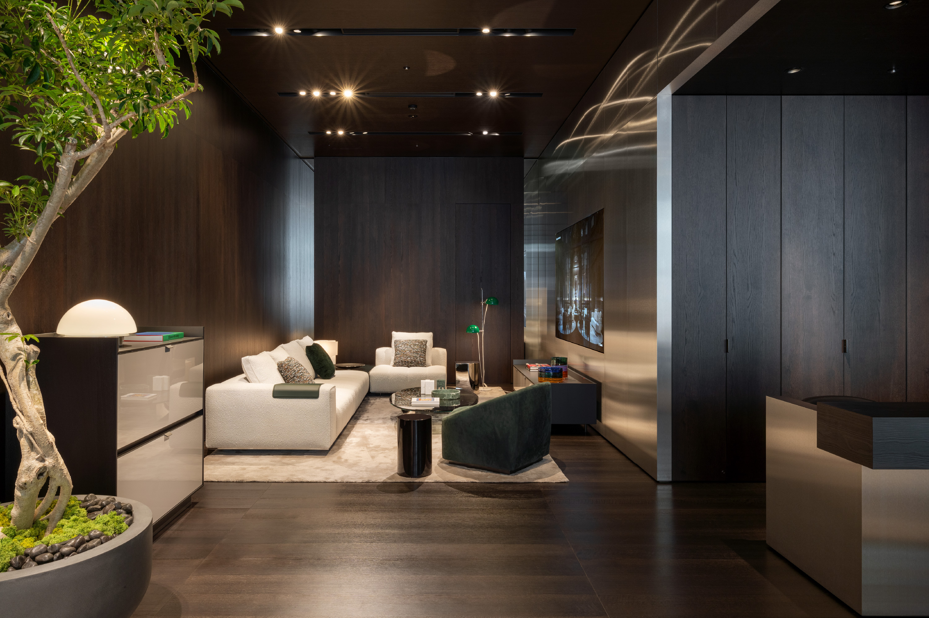 Minotti KOBE